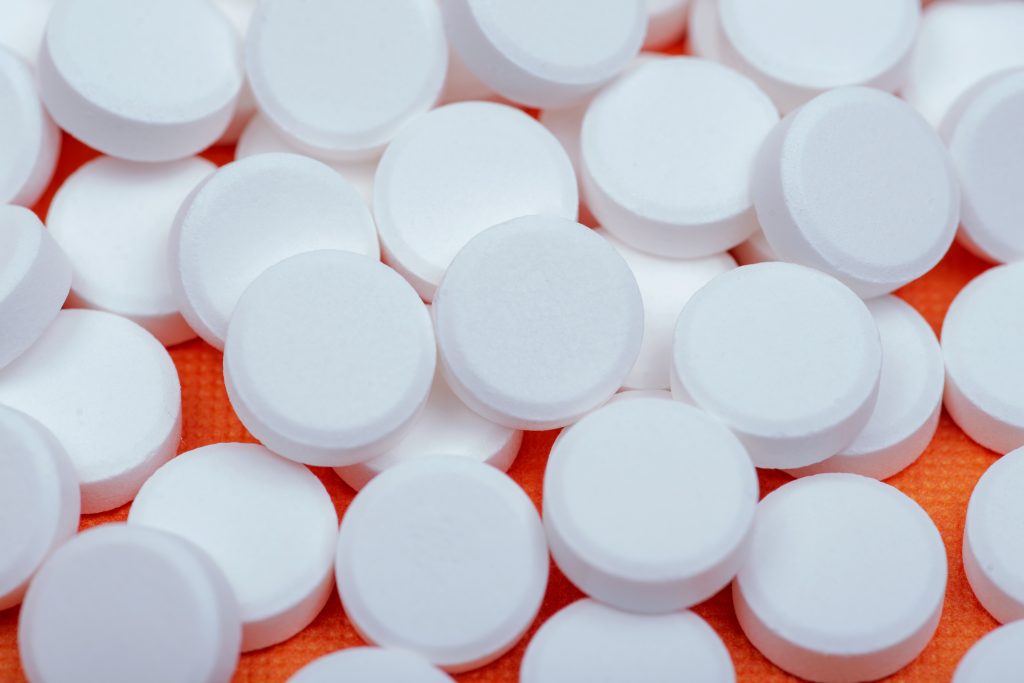 round white pills - Acetaminophen